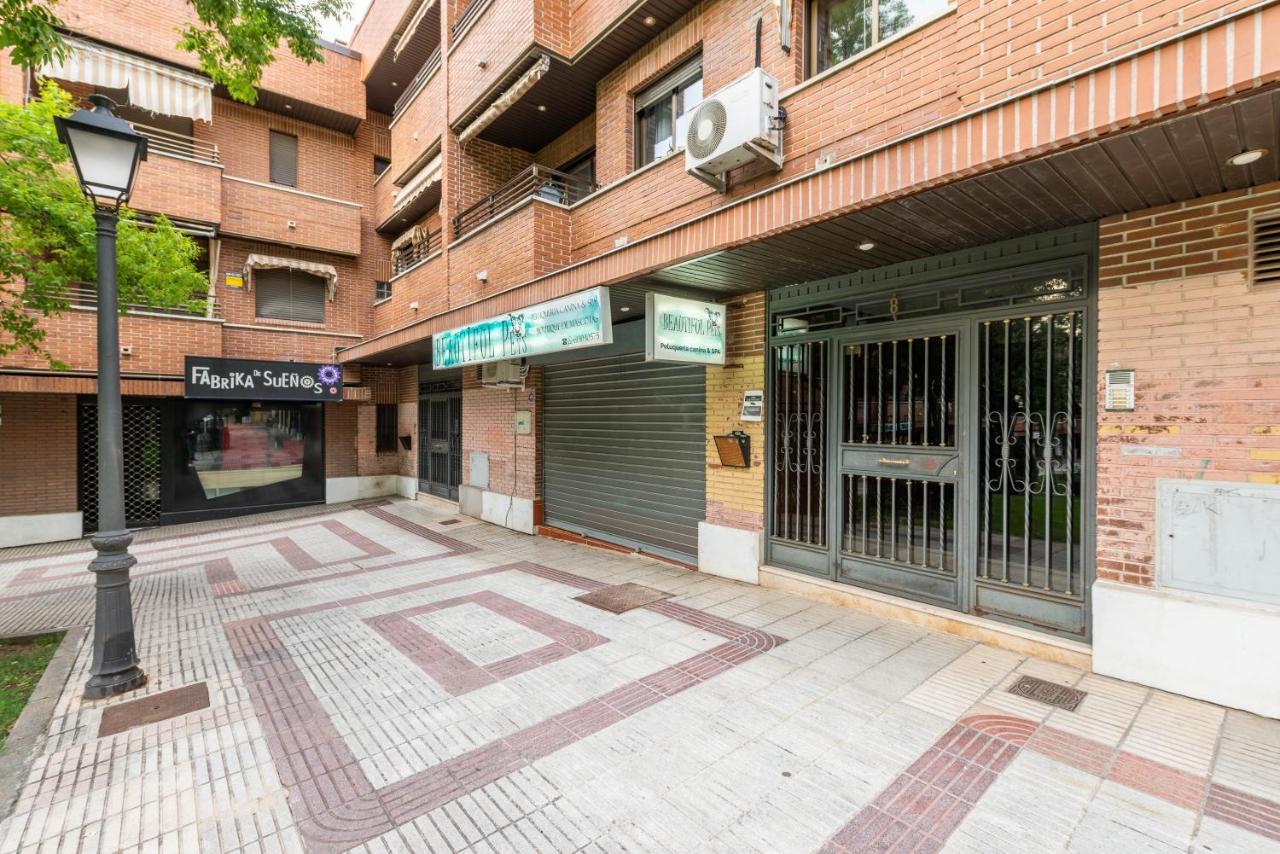 Villaviciosa de Odón Bonita Habitacion Con Balcon מראה חיצוני תמונה