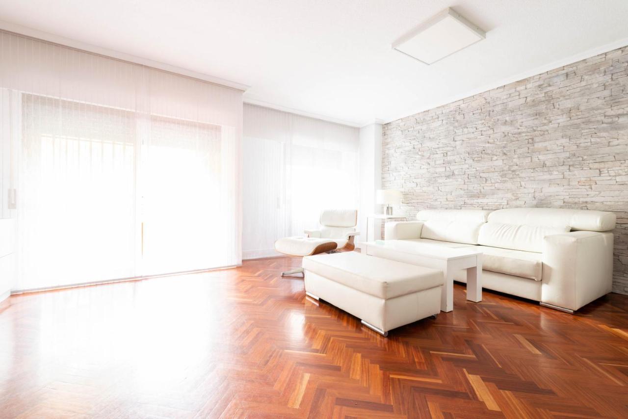 Villaviciosa de Odón Bonita Habitacion Con Balcon מראה חיצוני תמונה