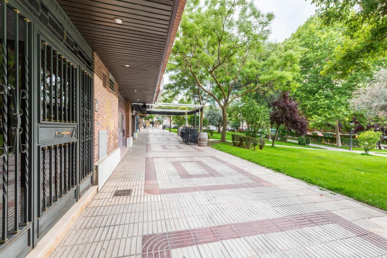 Villaviciosa de Odón Bonita Habitacion Con Balcon מראה חיצוני תמונה